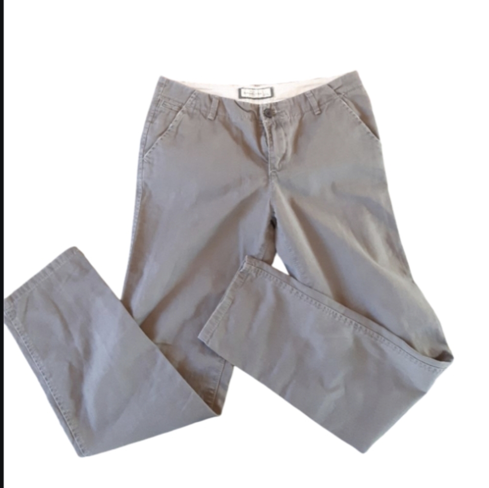 🩶 “New York” Gray Khaki Pants – Size 4 – by Abercrombie & Fitch